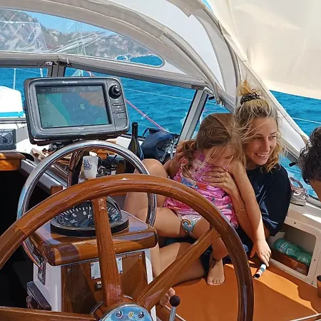 One Day Sailing Tour San Teodoro Sardinia بوتيل *