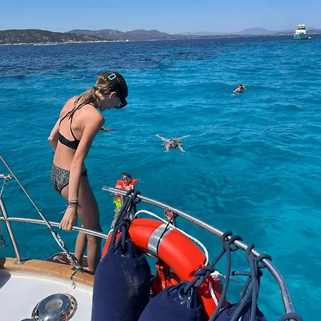 One Day Sailing Tour San Teodoro Sardinia بوتيل *